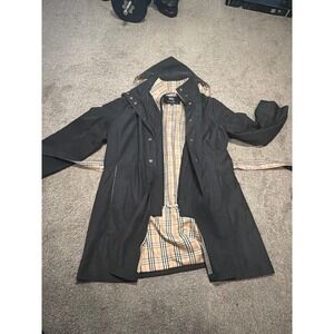 Vintage Burberry Black Hooded Coat Nova Check‎ Lining Made in Korea Size 48